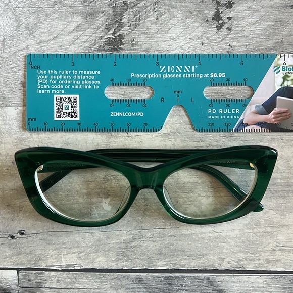 🆕 listing! Beautiful green cat-eye glasses - Picture 4 of 6